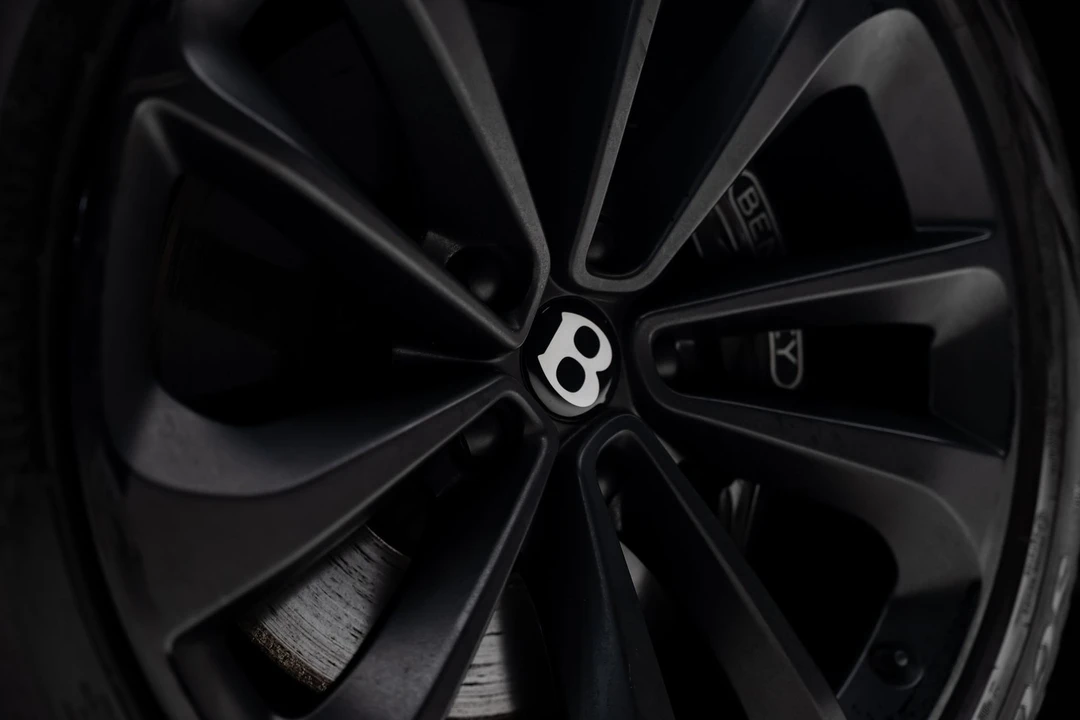 2018 Bentley Bentayga - Image 22 of 31