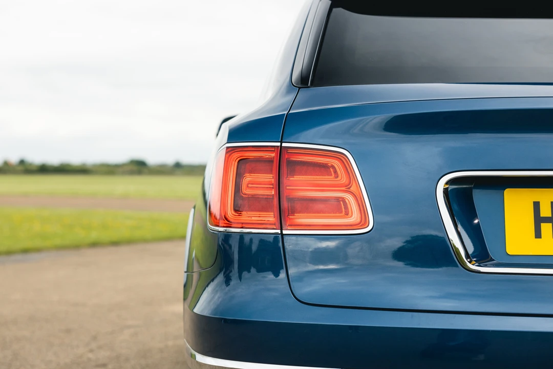 2018 Bentley Bentayga - Image 10 of 31