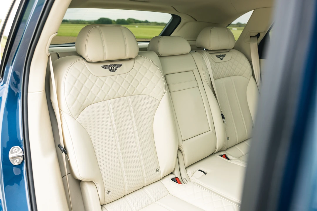 2018 Bentley Bentayga - Image 27 of 31