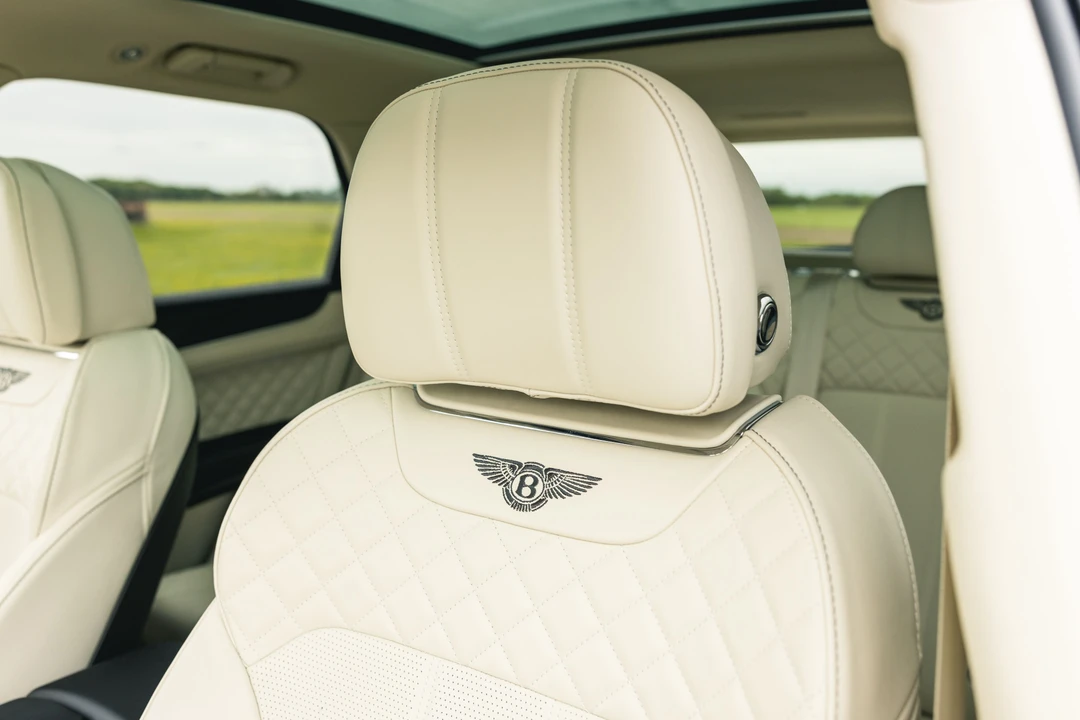 2018 Bentley Bentayga - Image 30 of 31
