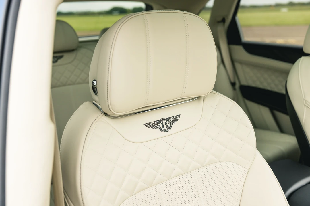2018 Bentley Bentayga - Image 21 of 31