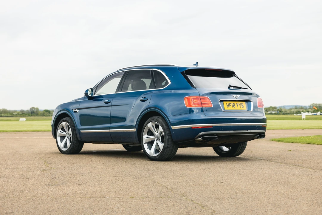 2018 Bentley Bentayga - Image 8 of 31