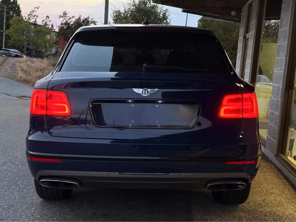 2018 Bentley Bentayga - Image 15 of 15