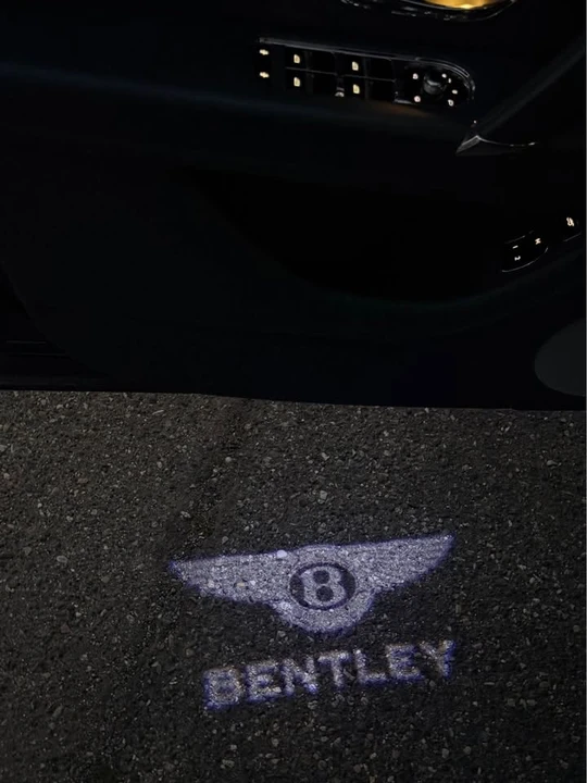 2018 Bentley Bentayga - Image 11 of 15