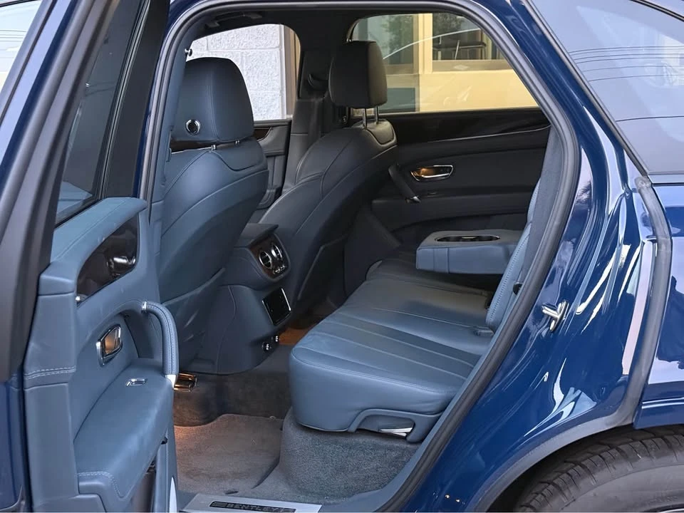 2018 Bentley Bentayga - Image 6 of 15