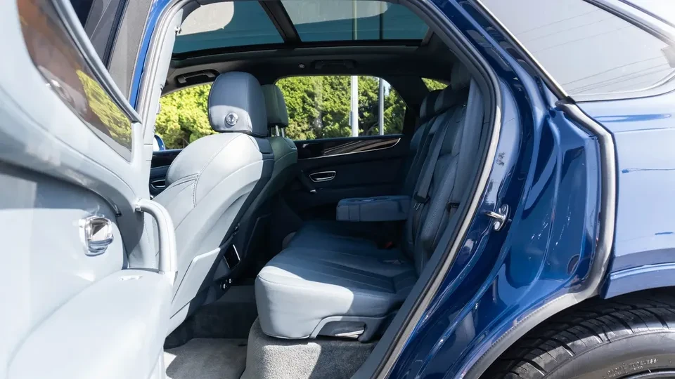 2018 Bentley Bentayga - Image 12 of 20