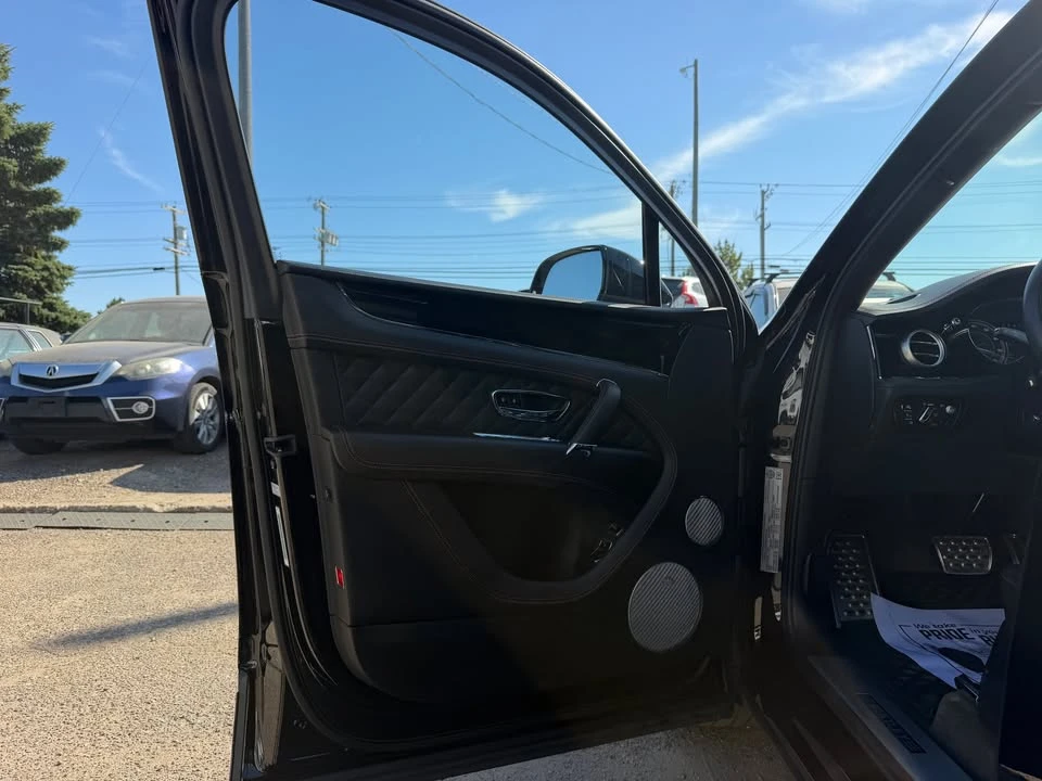 2018 Bentley Bentayga - Image 9 of 20