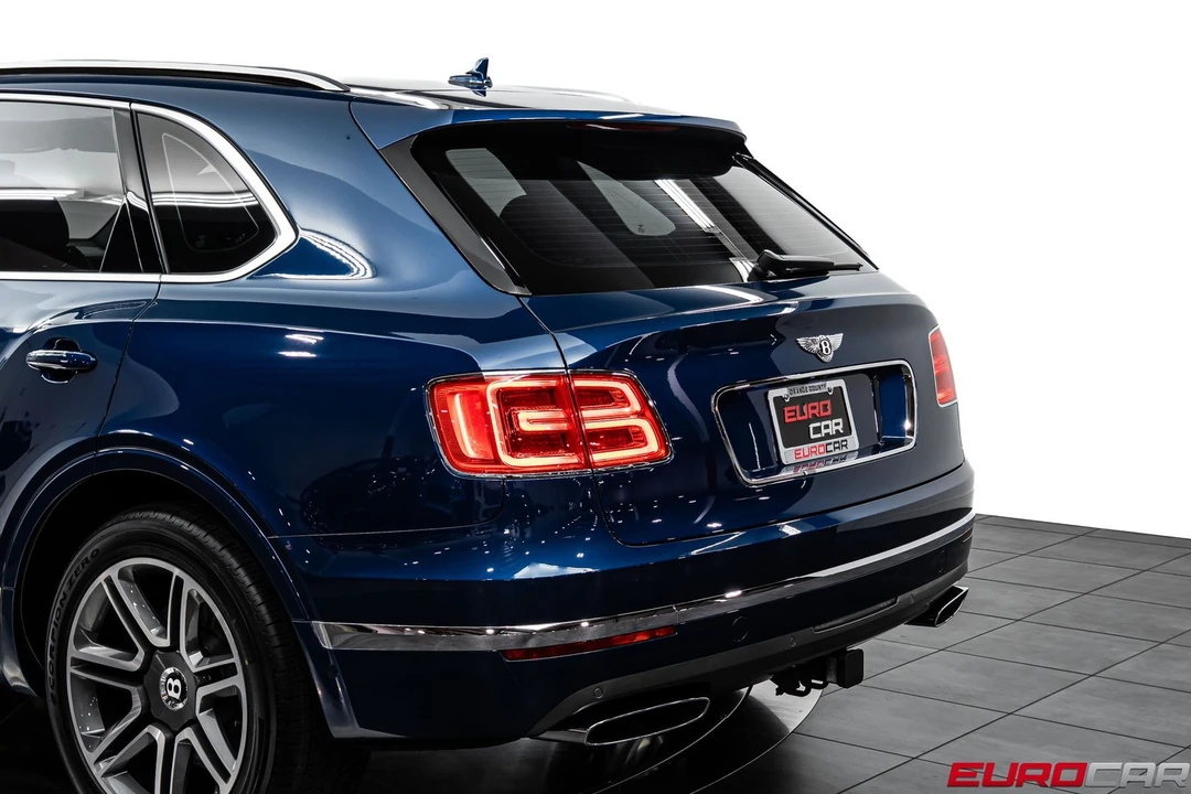 2018 Bentley Bentayga - Image 15 of 31