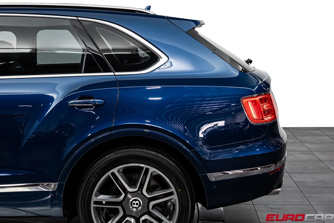 2018 Bentley Bentayga - Image 14 of 31