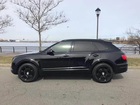 2018 Bentley Bentayga - Image 2 of 11