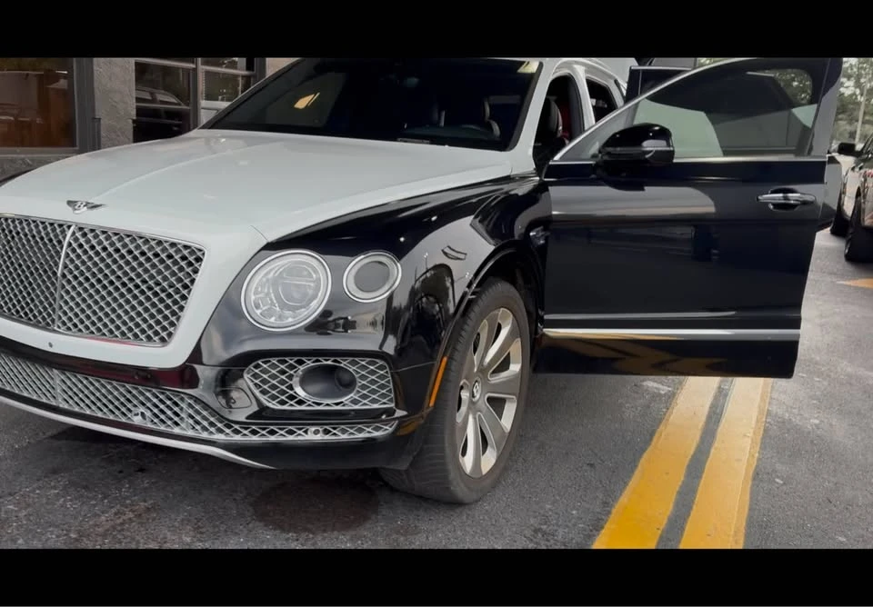 2018 Bentley Bentayga - Image 5 of 6