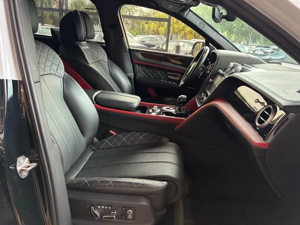 2018 Bentley Bentayga - Image 4 of 6