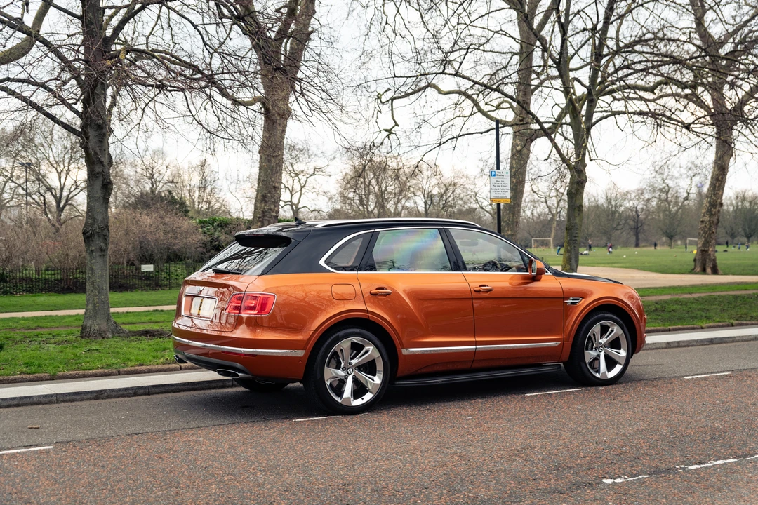 2018 Bentley Bentayga - Image 6 of 31
