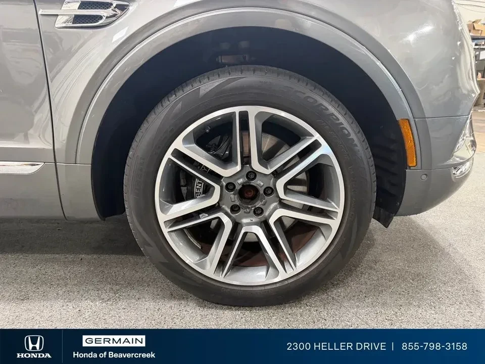 2018 Bentley Bentayga - Image 11 of 20