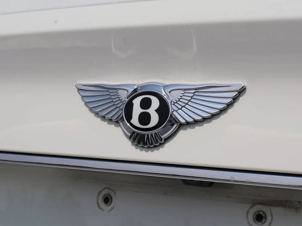2018 Bentley Bentayga - Image 8 of 20