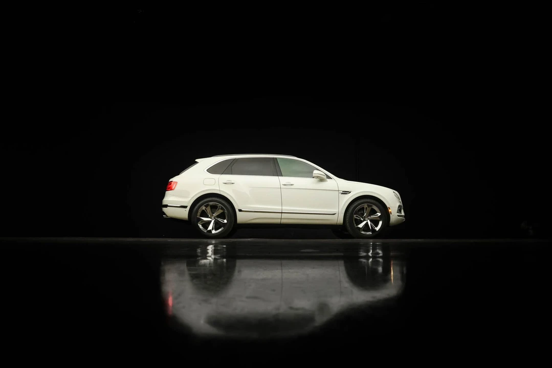 2018 Bentley Bentayga - Image 20 of 31