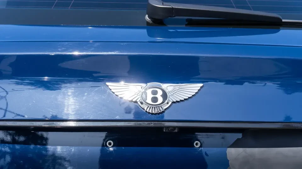2018 Bentley Bentayga - Image 8 of 20