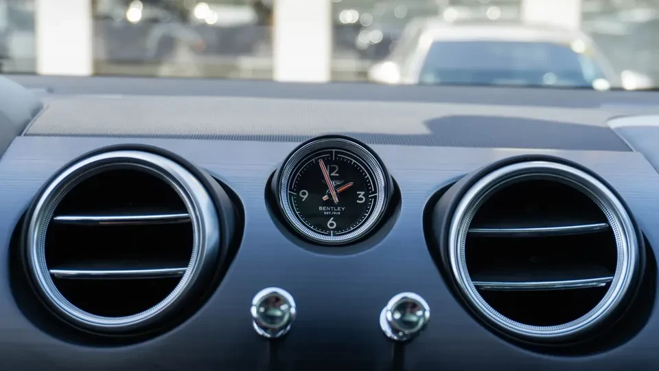 2018 Bentley Bentayga - Image 15 of 20