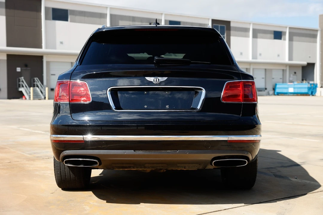 2018 Bentley Bentayga - Image 9 of 12