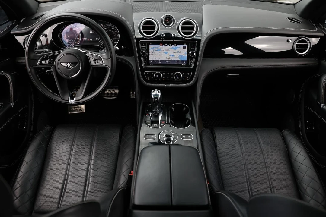 2018 Bentley Bentayga - Image 2 of 21