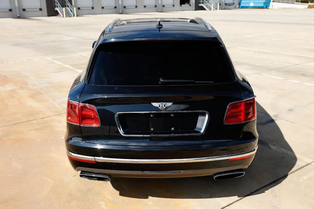 2018 Bentley Bentayga - Image 11 of 21