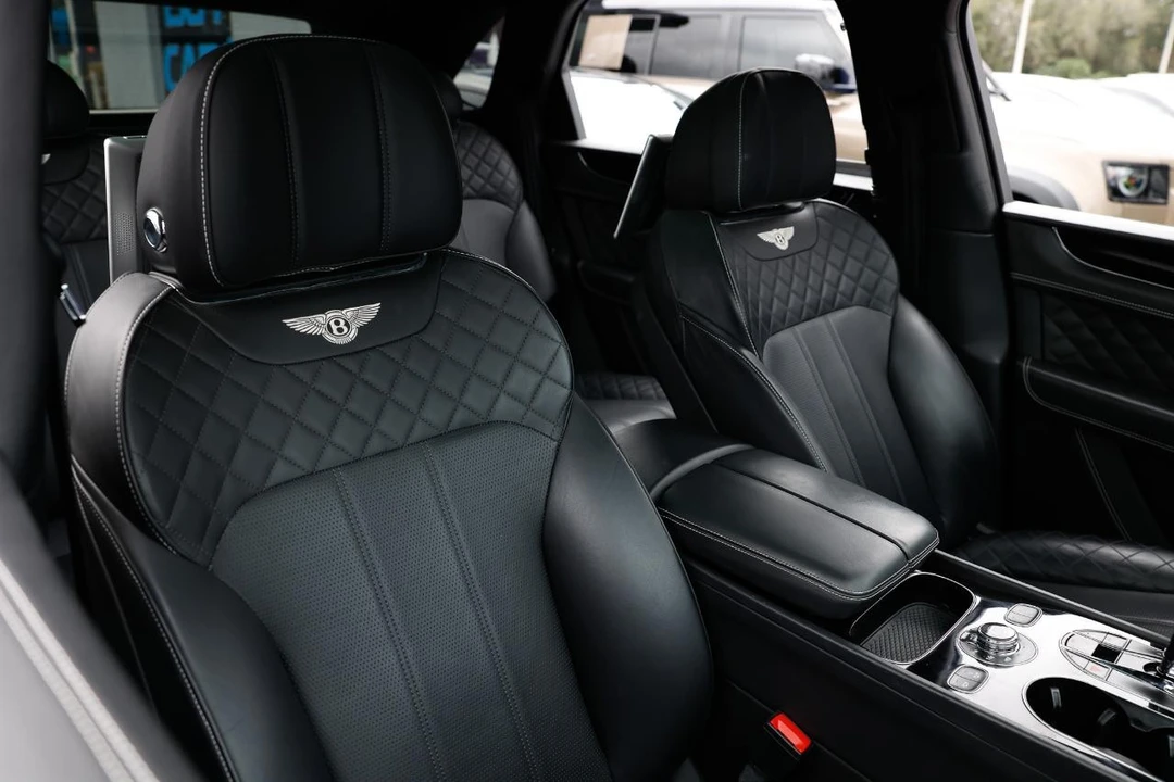 2018 Bentley Bentayga - Image 18 of 21