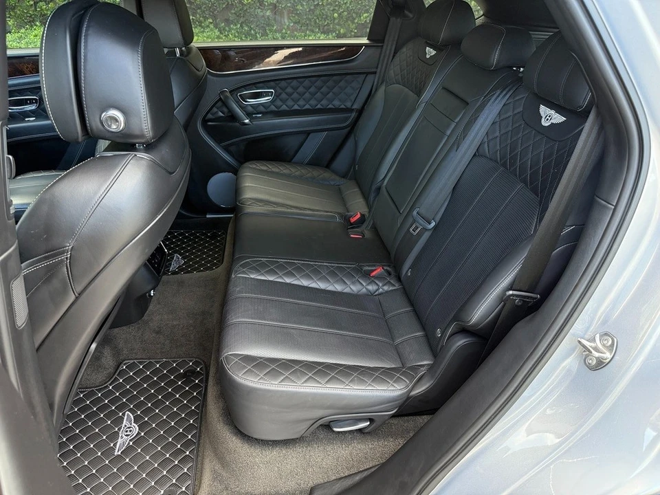 2018 Bentley Bentayga - Image 18 of 24