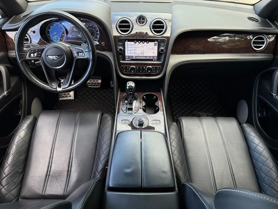 2018 Bentley Bentayga - Image 16 of 24
