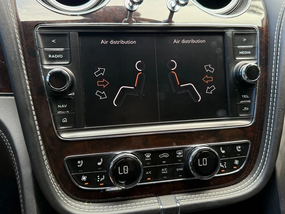 2018 Bentley Bentayga - Image 14 of 24