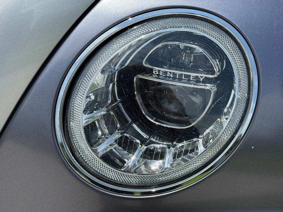 2018 Bentley Bentayga - Image 7 of 24