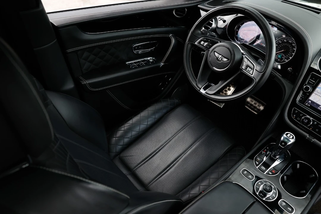 2018 Bentley Bentayga - Image 20 of 21