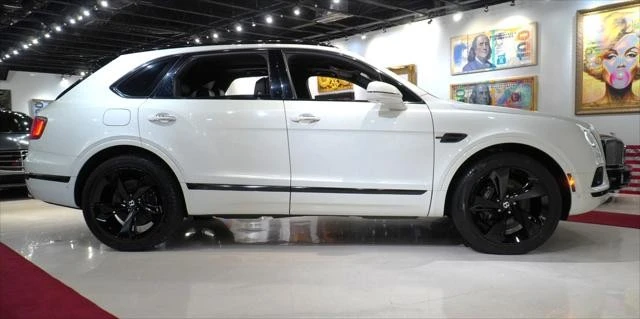 2018 Bentley Bentayga - Image 8 of 24