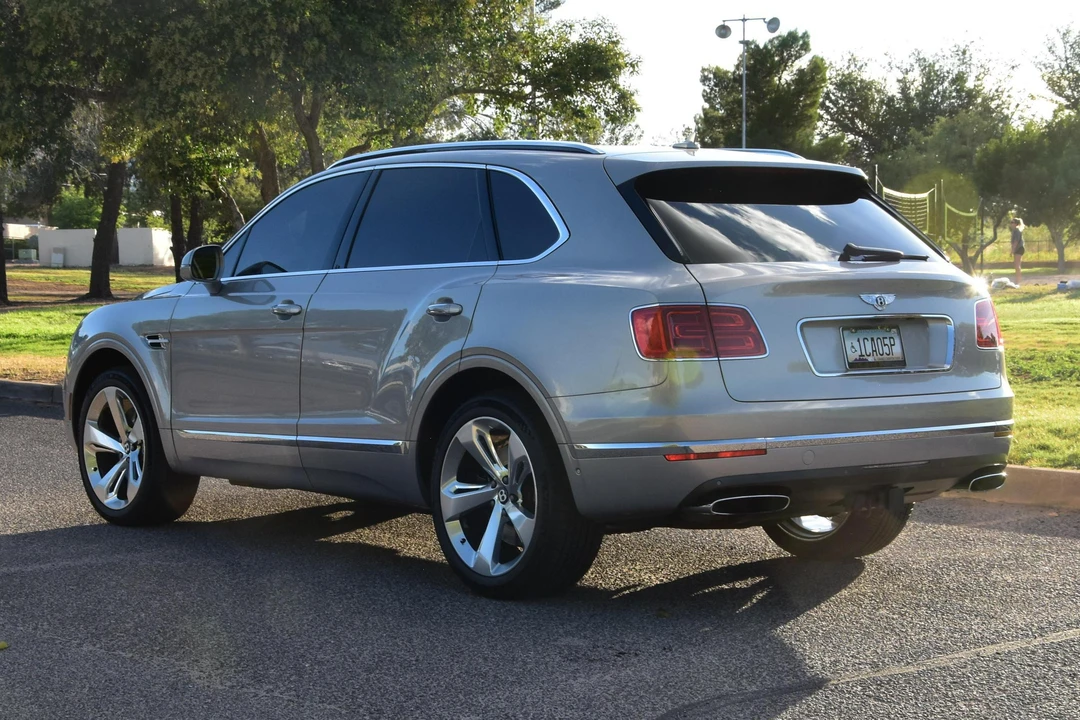2018 Bentley Bentayga - Image 4 of 31