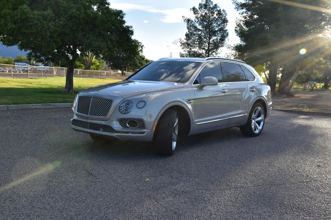 2018 Bentley Bentayga - Image 6 of 31