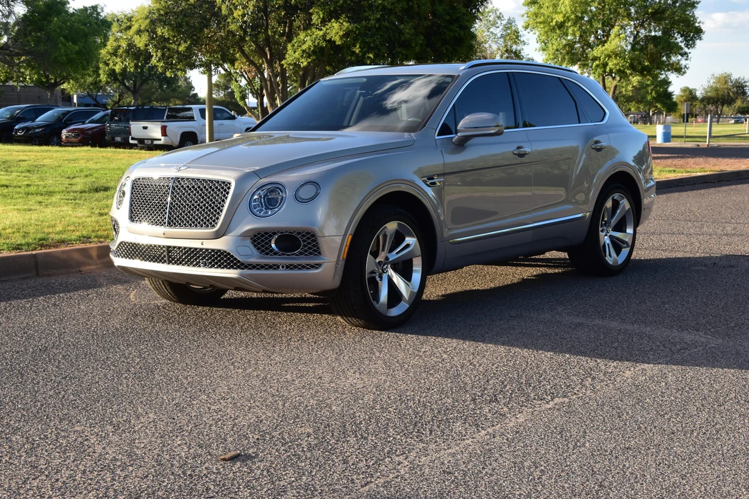 2018 Bentley Bentayga - Image 7 of 31