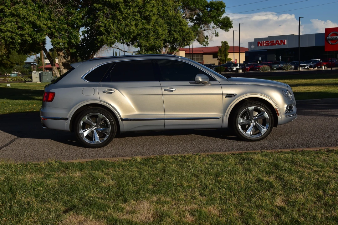 2018 Bentley Bentayga - Image 11 of 31