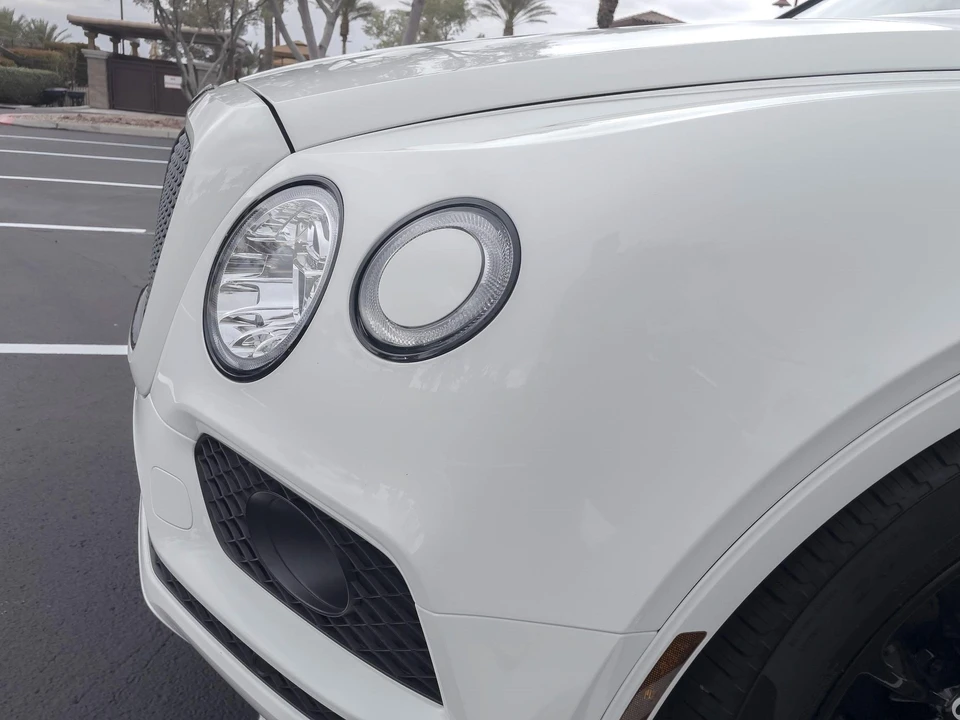 2018 Bentley Bentayga - Image 29 of 31
