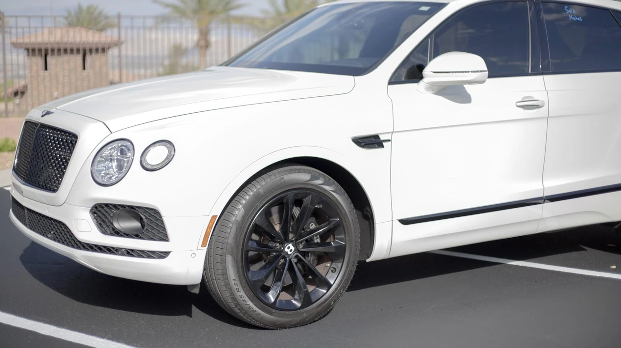 2018 Bentley Bentayga - Image 30 of 31