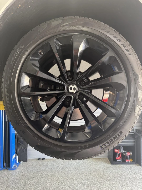2018 Bentley Bentayga - Image 27 of 31