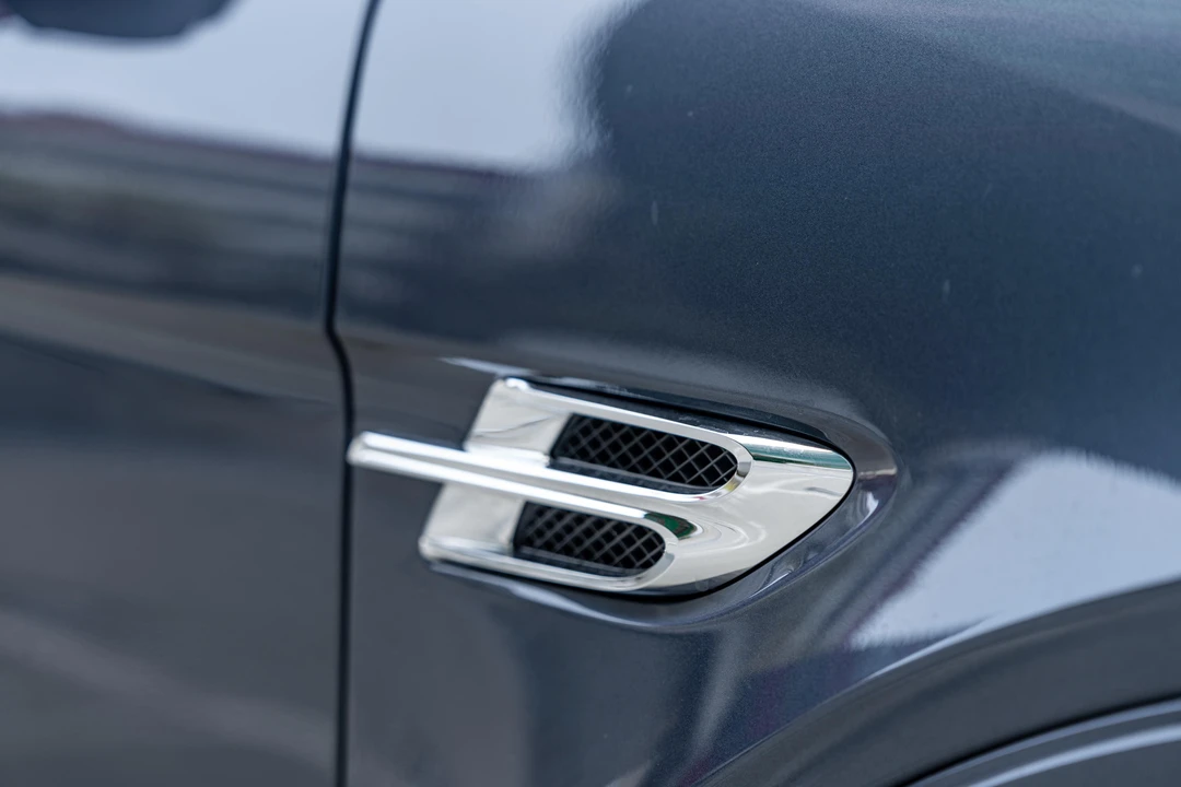 2018 Bentley Bentayga - Image 18 of 31