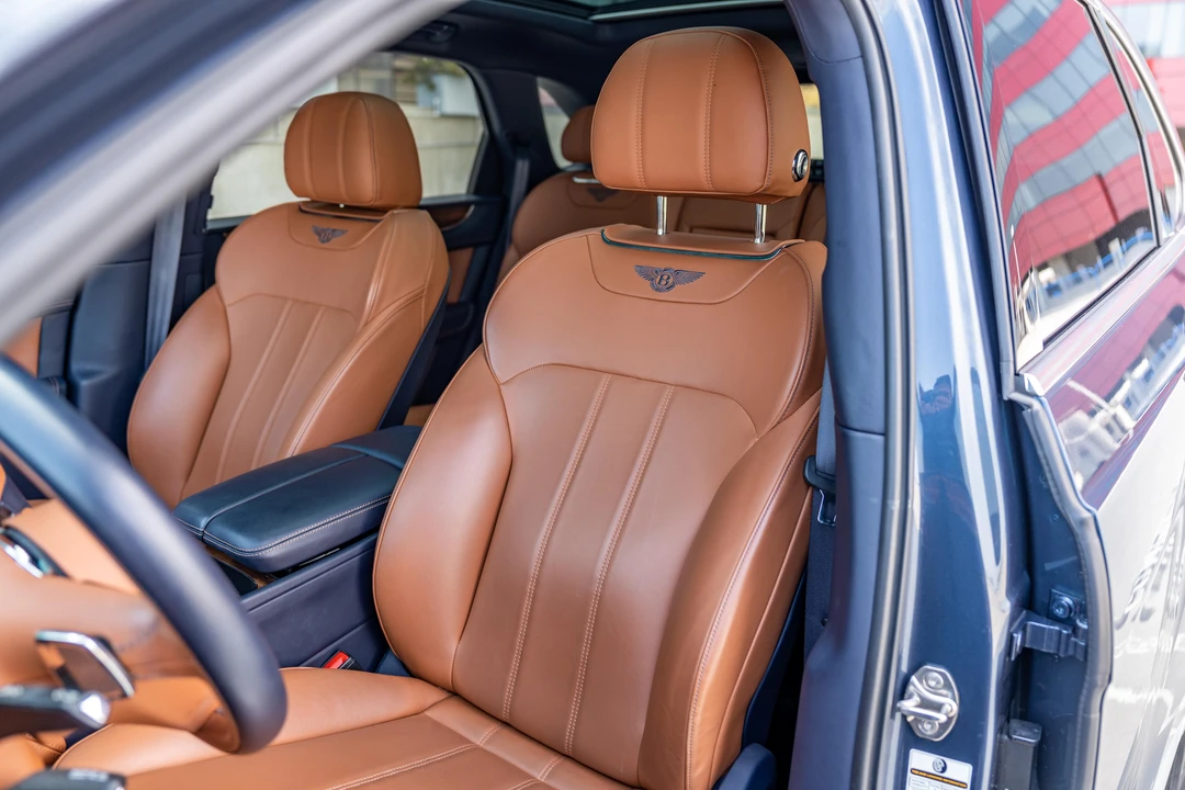 2018 Bentley Bentayga - Image 28 of 31
