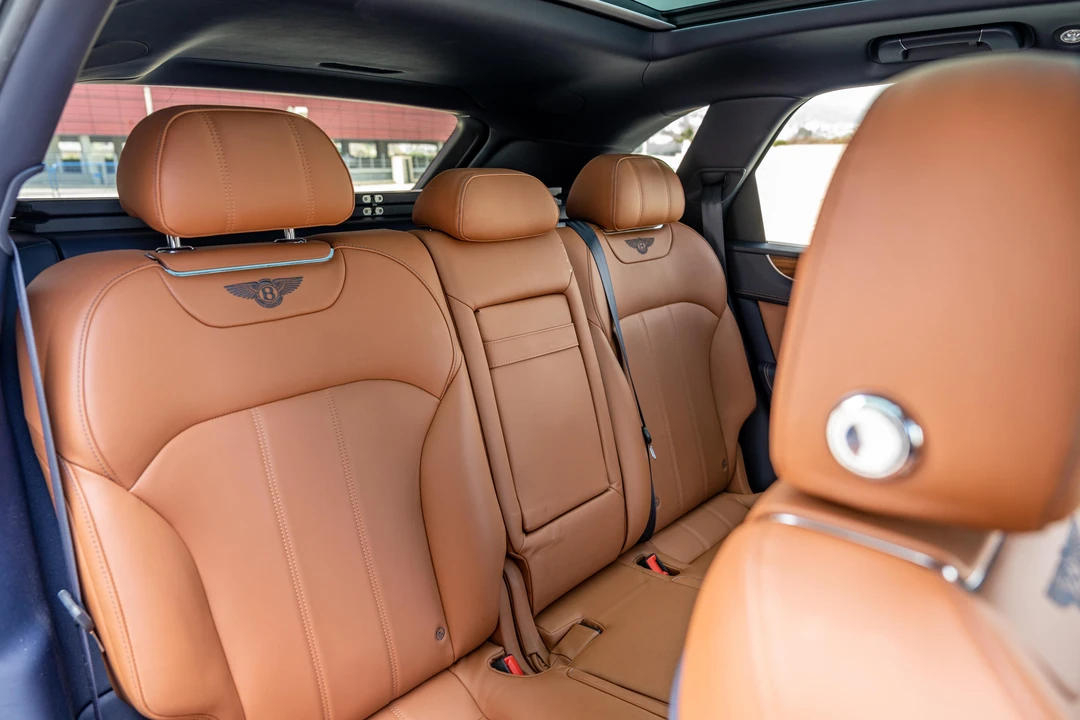 2018 Bentley Bentayga - Image 26 of 31