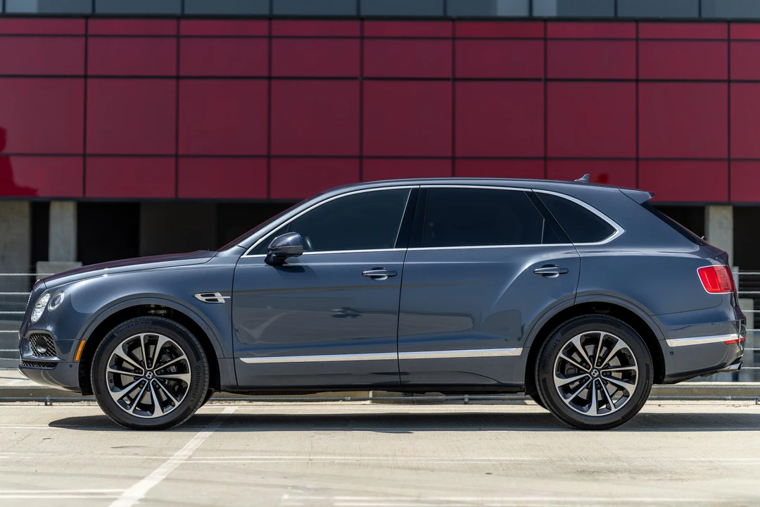 2018 Bentley Bentayga - Image 6 of 31