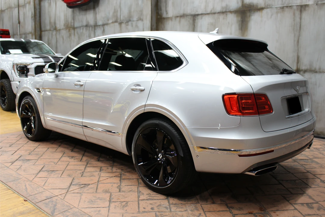 2018 Bentley Bentayga - Image 20 of 31