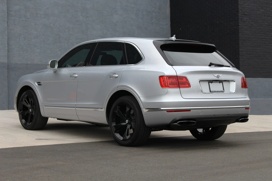 2018 Bentley Bentayga - Image 11 of 31