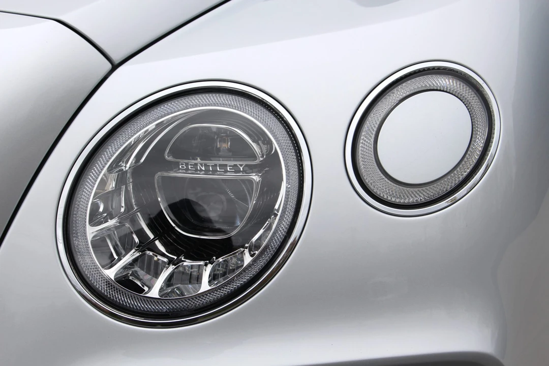 2018 Bentley Bentayga - Image 23 of 31