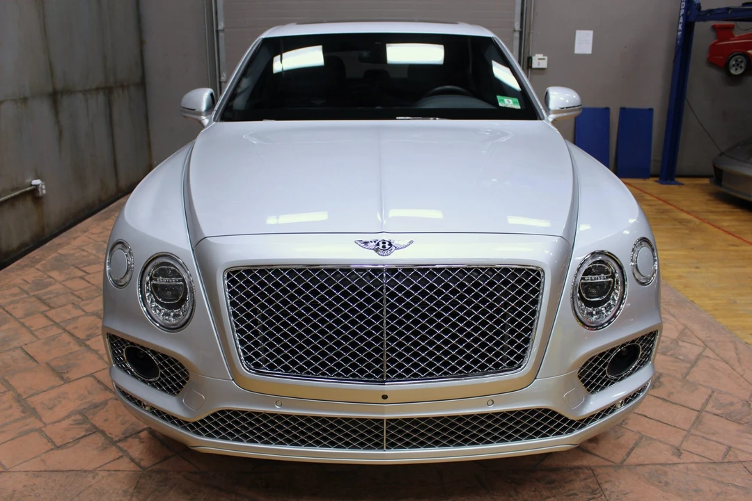 2018 Bentley Bentayga - Image 16 of 31