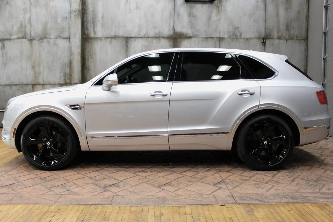 2018 Bentley Bentayga - Image 21 of 31