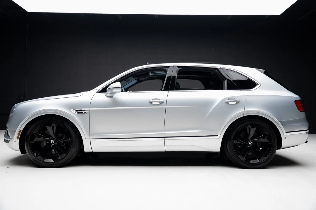 2018 Bentley Bentayga - Image 16 of 21