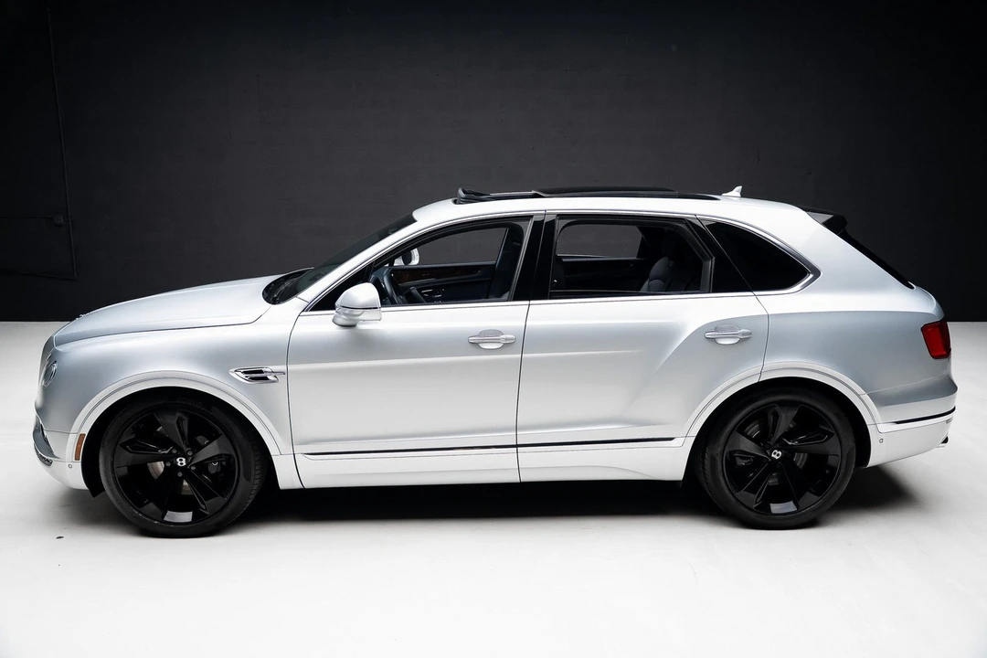 2018 Bentley Bentayga - Image 15 of 21